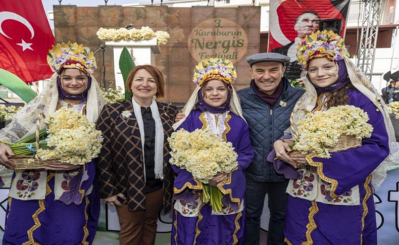 Karaburun'da buruk Nergis Festivali