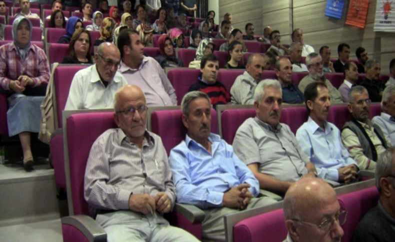 Karamürsel’de D-130 karayolu üzerindeki binalar boyanacak
