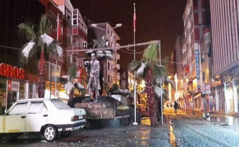 Karasu beyaza büründü