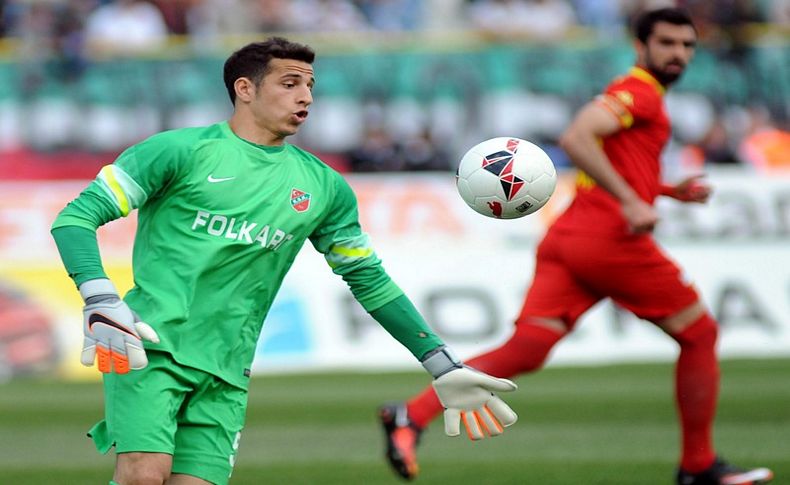 Karşıyaka'da Erhan çatlağı