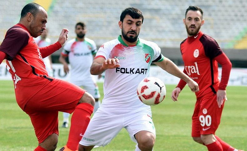 Karşıyaka'da gol krizi yaşanıyor