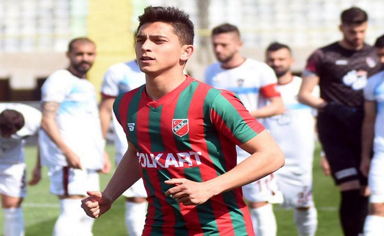 Karşıyaka'da İlyas ve Burak formayı kaptı