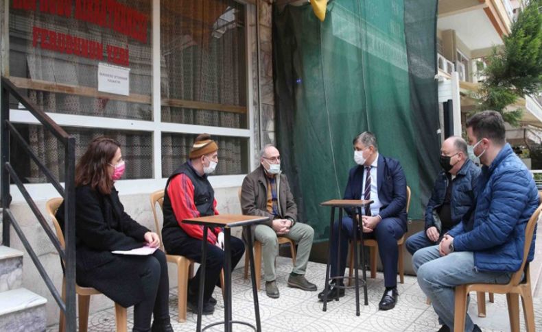 Karşıyaka'da kıraathanelere maddi destek başladı