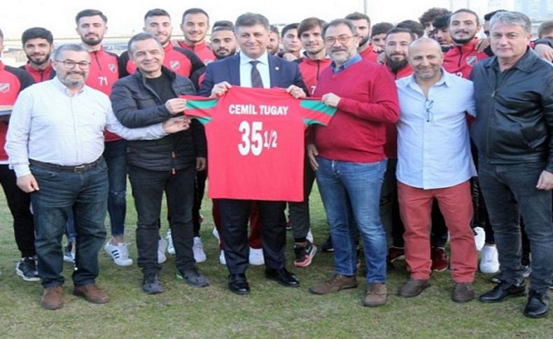 Karşıyaka'da primler Başkan Tugay'dan