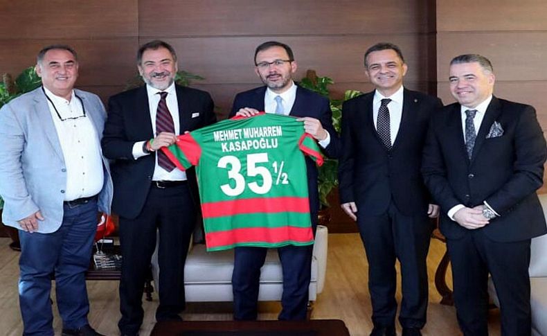 Karşıyaka'dan Bakan Kasapoğlu'na ziyaret