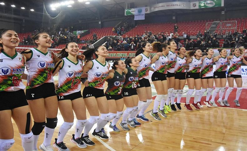 Karşıyaka filesinde zafer sevinci