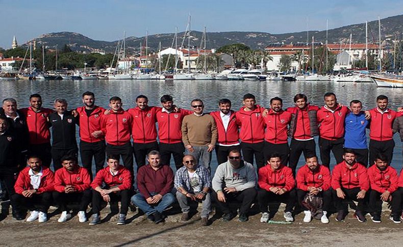 Karşıyaka lidere karşı