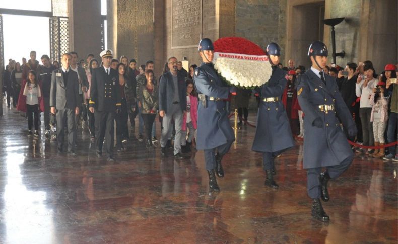 Karşıyaka’nın gençleri Ata’nın huzurunda