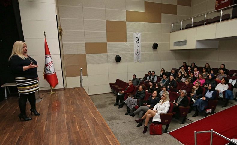 Karşıyaka'ya 'İyi anne-baba okulu'