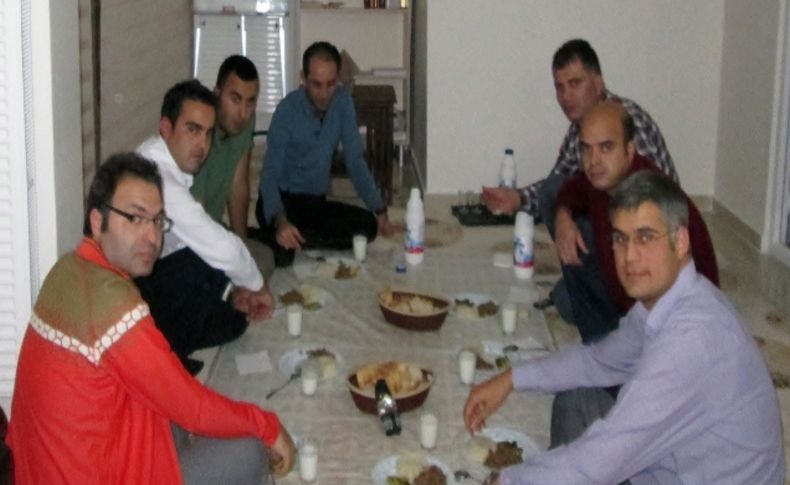 KARSSED yeni göreve başlayan doktorlara yemek verdi