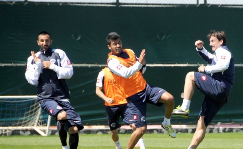 Kasımpaşa'da Eskişehirspor maçı hazırlıkları başladı