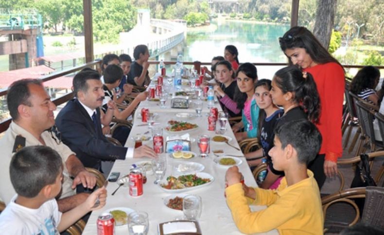 Kaymakam Güldibi, öğrencilerle bir araya geldi
