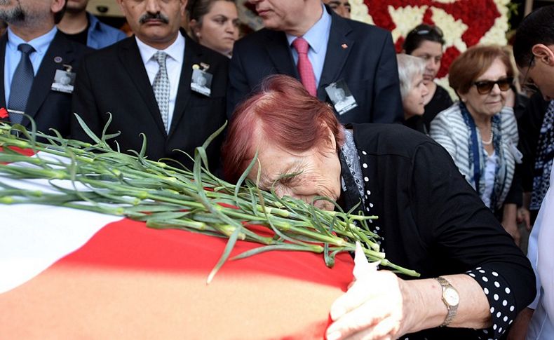 Kaza kurbanı eski rektöre son görev