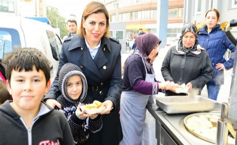 Kemalpaşa ve Urla'da şehitler için lokma