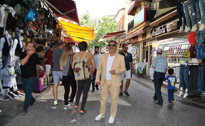 Kemeraltı esnafı 25 Haziran’ı bekliyor