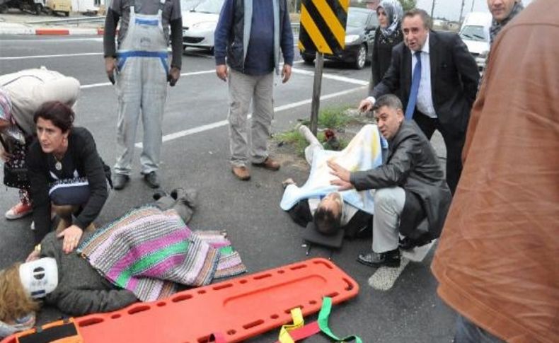 Kirmizi Işikta Geçti, Kaymakamin Koruma Polisinin Aracina Çarpti