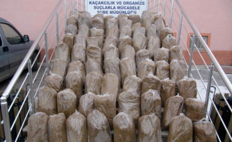 Kırşehir’de 905 kilo kıyılmış tütün ele geçirildi
