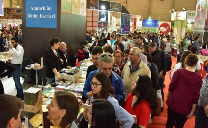 Kitap Fuarı'na yoğun ilgi