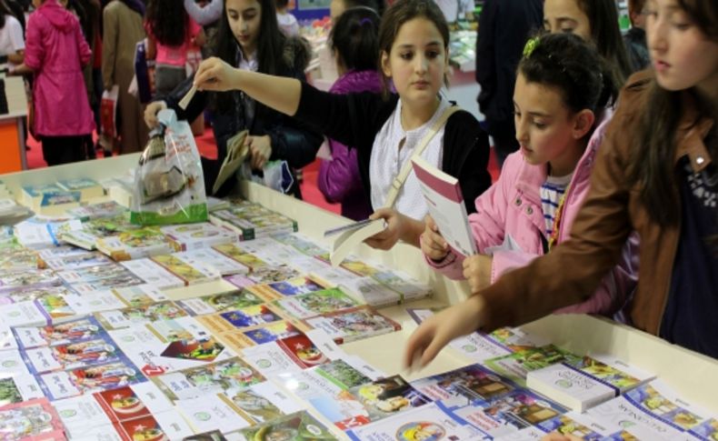 ‘Kitapla Barış’a yayınevi desteği