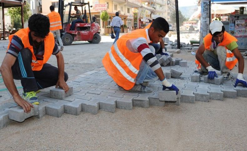 Karşıyaka'nın cadde ve sokakları artık daha güzel