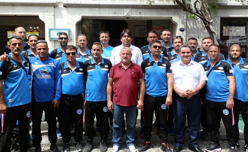 KKTC'den geldiler Rauf Denktaş'ı Foçalılar'la andılar