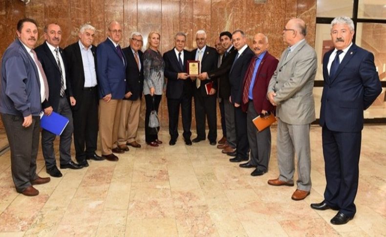 Kocaoğlu Bucalı muhtarları ağırladı:2017’ye hızlı gireceğiz!