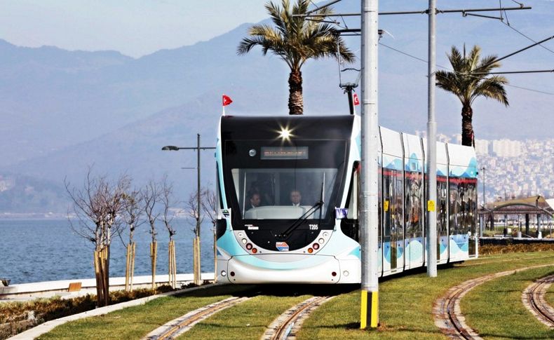 Konak'ta tramvaylı günler
