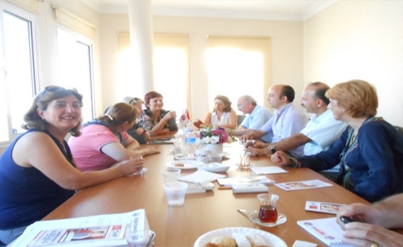 Konak Belediye Başkan Aday Adayı Özgün Utku ziyaretlerine devam ediyor