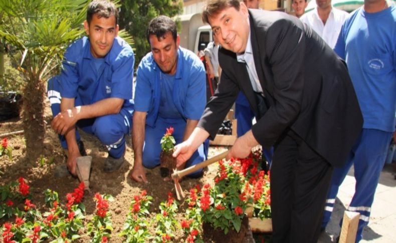 'Konak Belediyesi Çalışanları Hatıra Ormanı' kuruyor