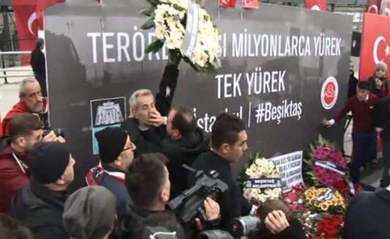 Konsoloslar çelenk bıraktı, gerginlik çıktı