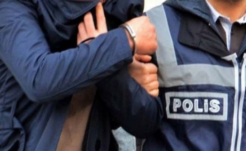 Altınları bozdurmak isterken yakalandılar