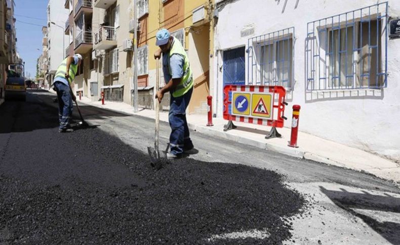 Konak’ta yollar güzelleşiyor