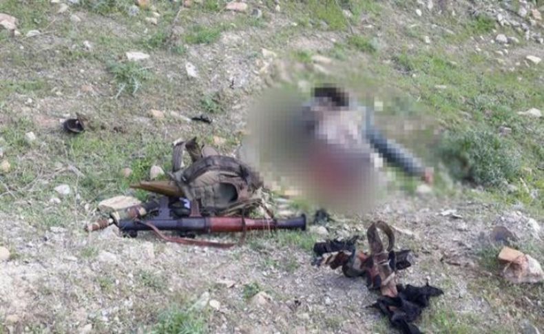 Köprüye koyacağı bomba elinde patladı
