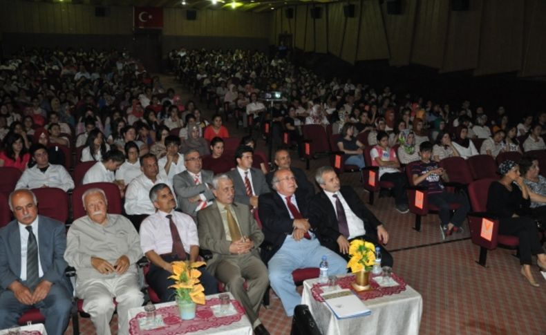 Kozanlı öğrencilere 'hayatımız sınav' konferansı
