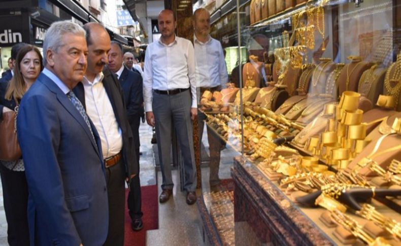 Kuyumculara Demirtaş morali