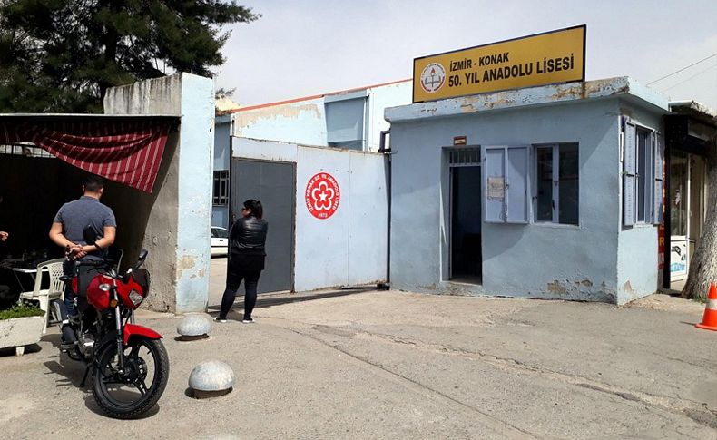 Liseli genç ölüme atladı
