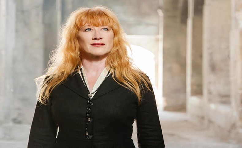 Loreena Mckennitt İzmir'de konser verecek