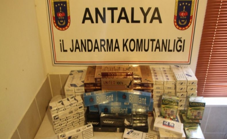 Manavgat'ta bin 680 paket gümrük kaçağı sigara ele geçirildi