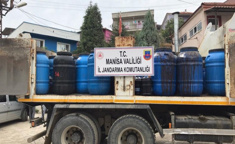 Manisa'da yaklaşık 20 ton kaçak şarap ele geçirildi