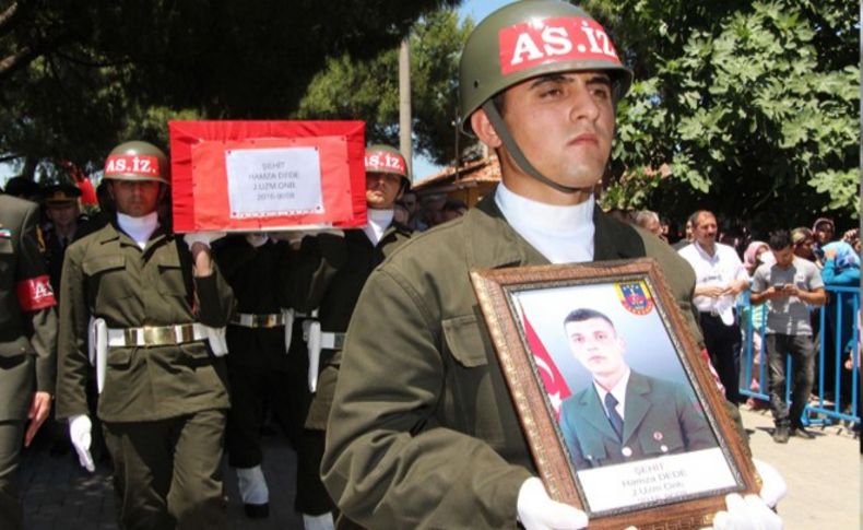 Manisa şehidini son yolculuğuna uğurladı