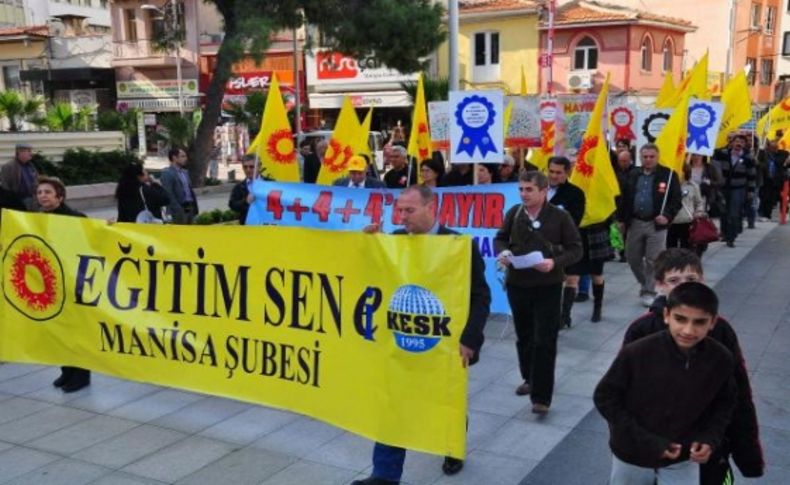 Manisa’da öğretmenler günü'nde hem kutlama hem yürüyüş
