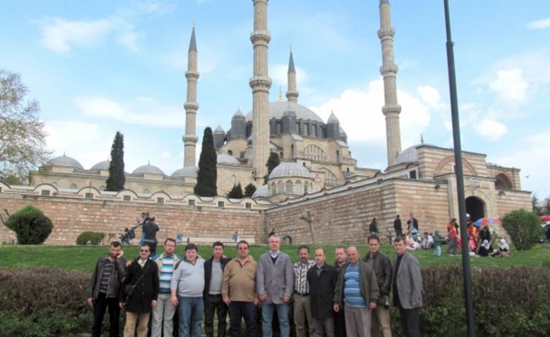 Manyas Eğitim Gönüllüleri Derneği Edirne gezisi düzenledi