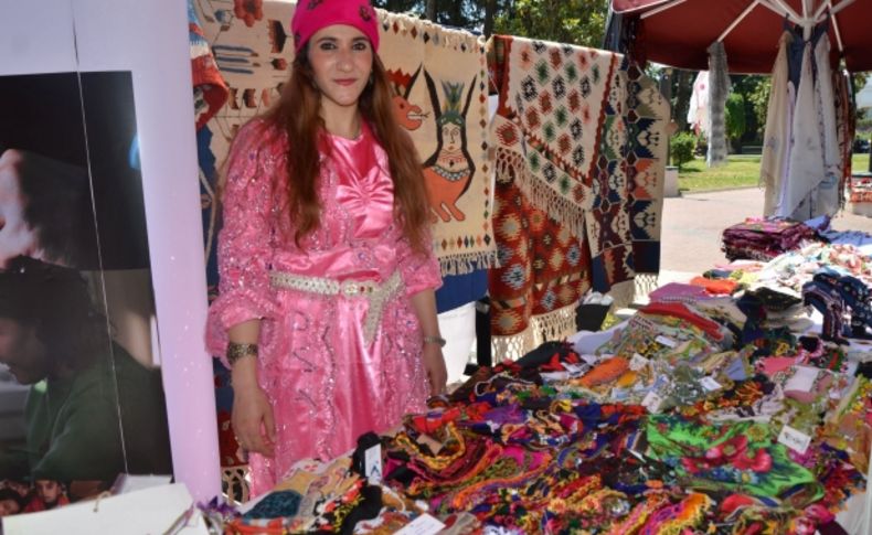 Mardinli kadınların el emekleri Antalya’da sergileniyor