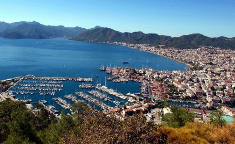 Marmaris halkı 'Gazi' unvanı için 3'e bölündü