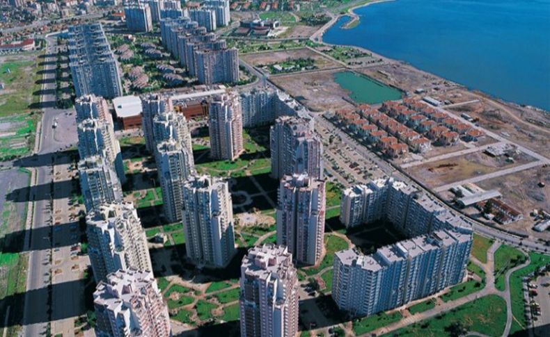 Mavişehir'de mahkemelik araziye protokol camisi