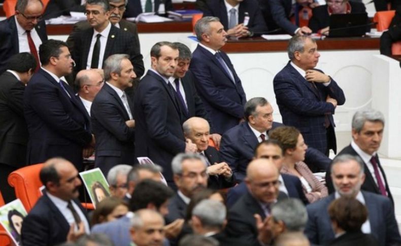Meclis'te Bahçeli'yi korumaya aldılar