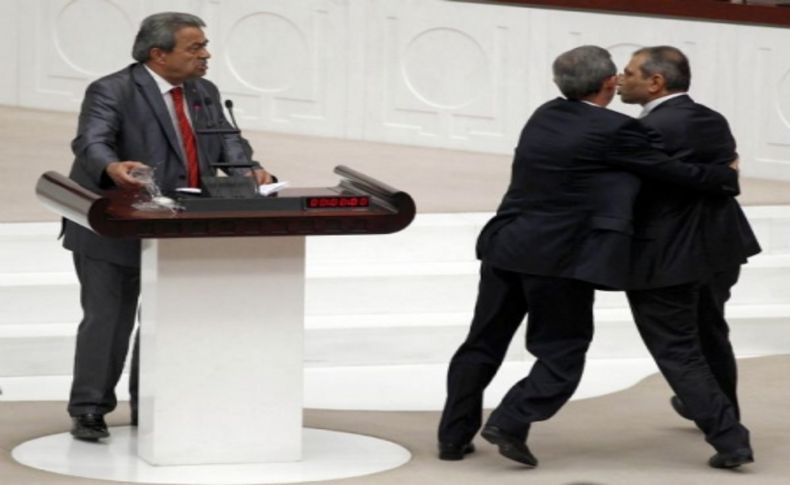 Meclis'te Kamer Genç kavgası!