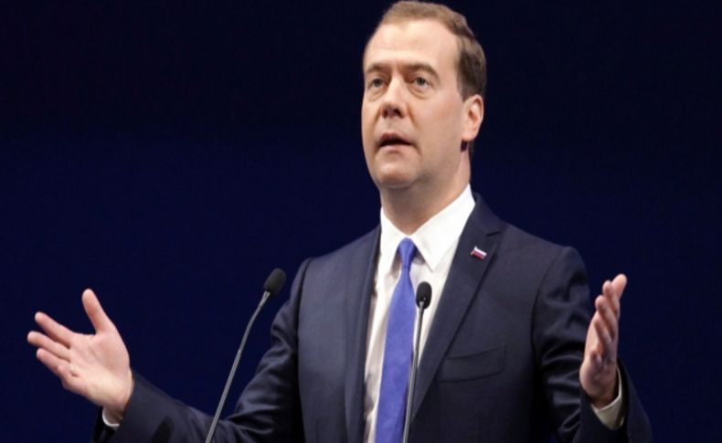 Medvedev: Kriz olmayacak, konserve depolamaya gerek yok