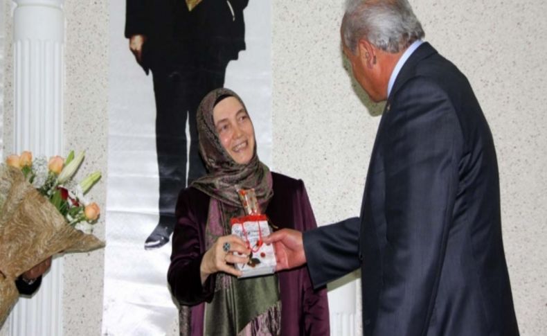 Mehmet Görmez'in eşi ‘Kur'an’da Anne Kadınlar’ı anlattı