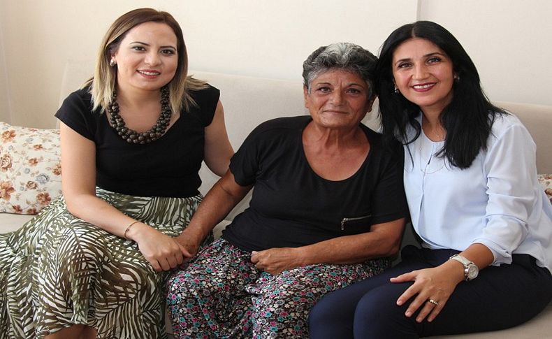 Menderes'te Başkan eşinden hastalara moral